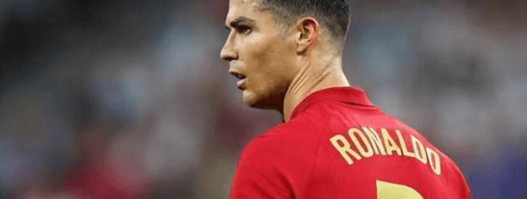 Posição inicial de Cristiano Ronaldo na seleção enfrenta desafios